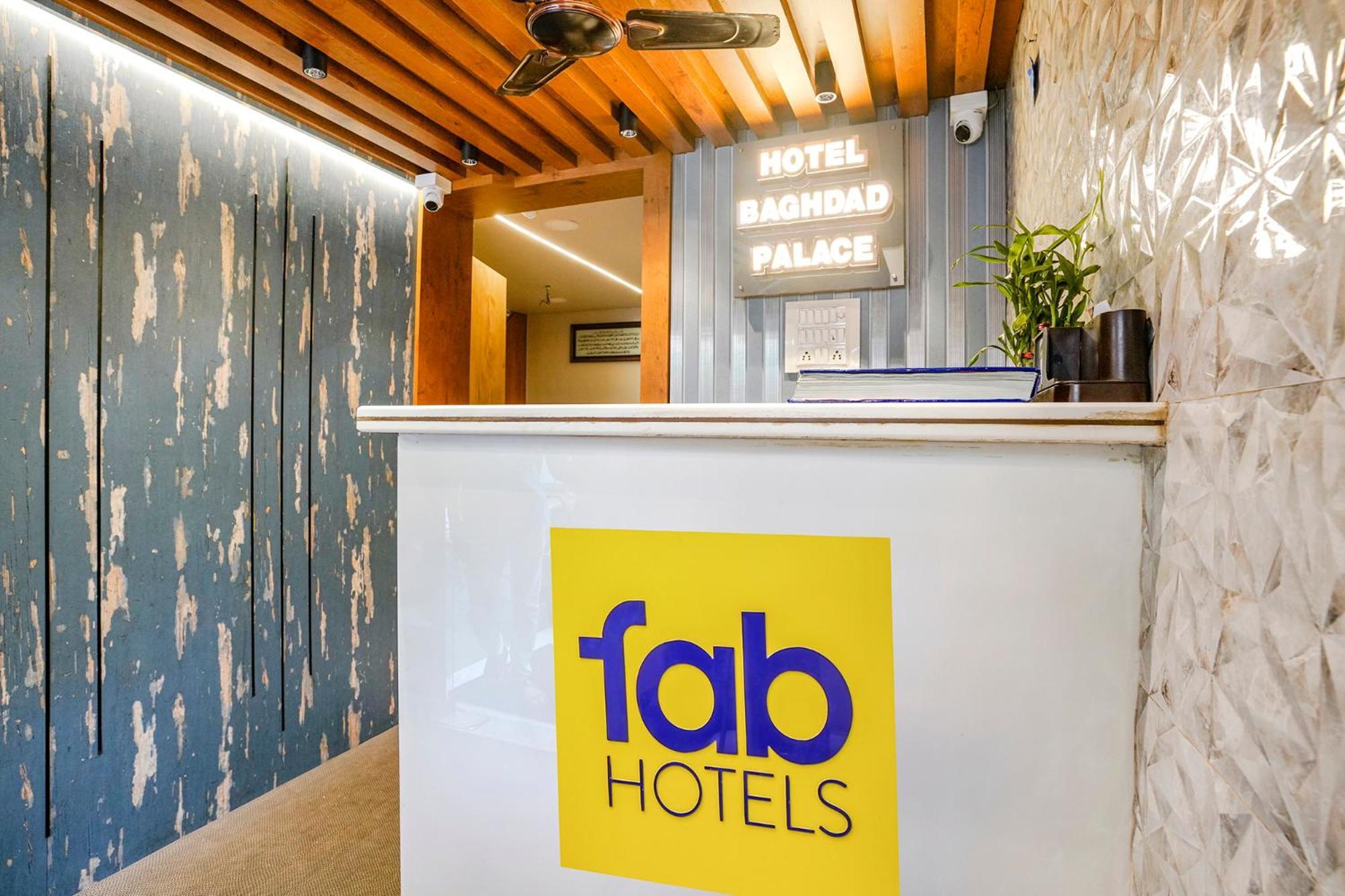 Fabexpress Baghdad Palace Hotel Mumbai  Buitenkant foto