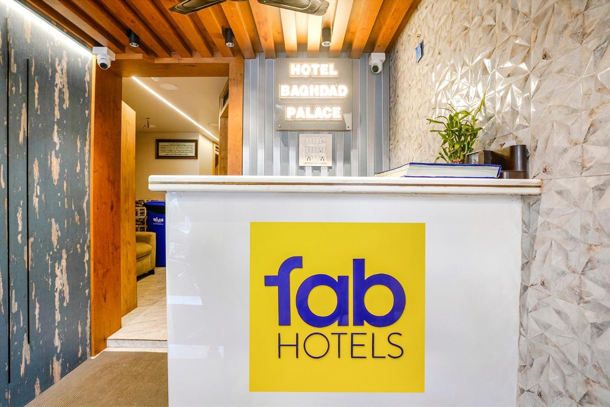 Fabexpress Baghdad Palace Hotel Mumbai  Buitenkant foto
